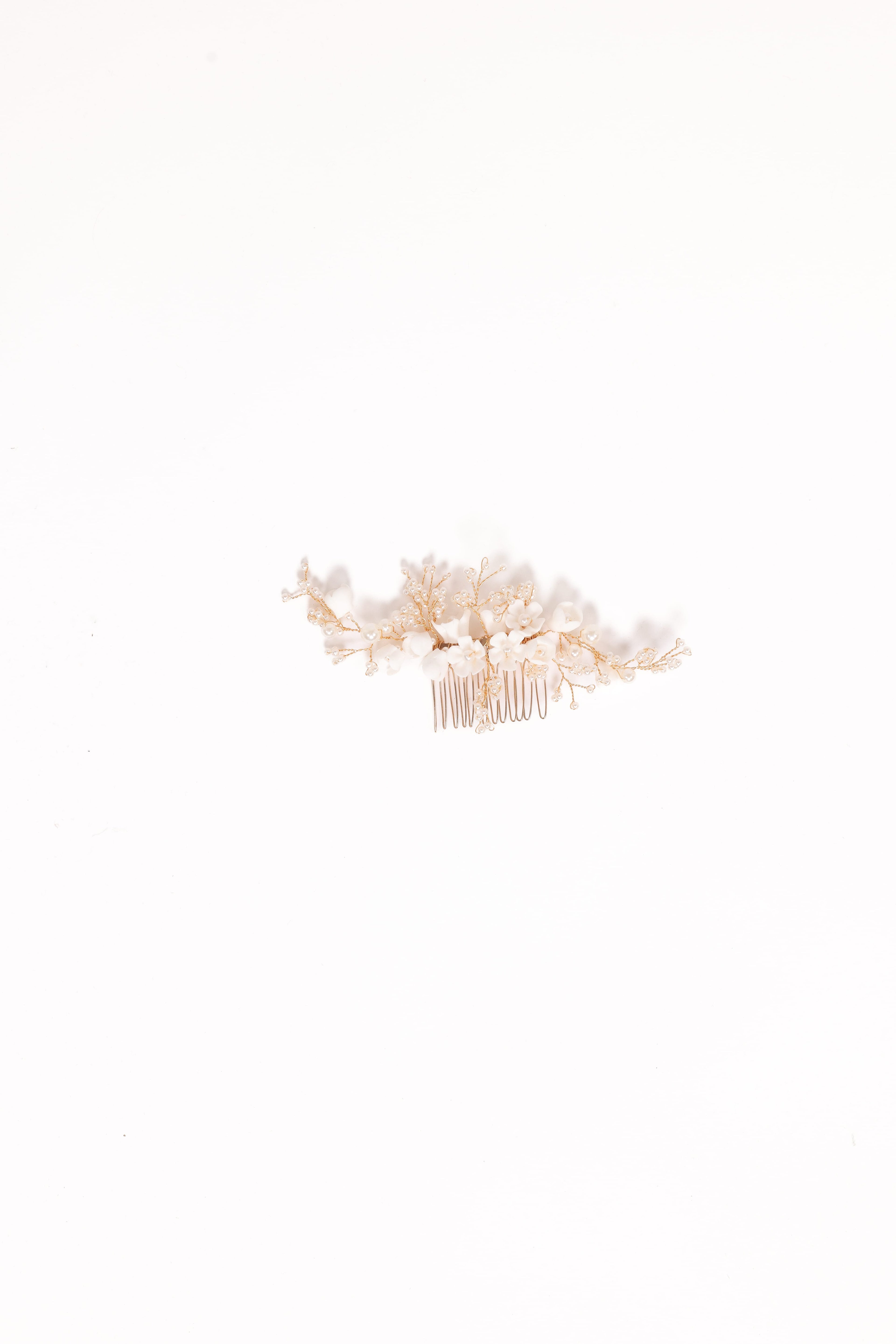 Geraldine Hair Comb - White