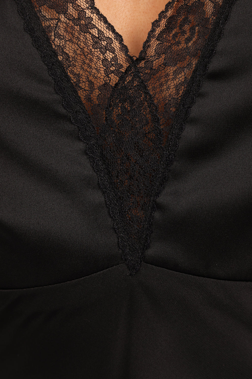Kalina Halterneck Maxi Dress - Black