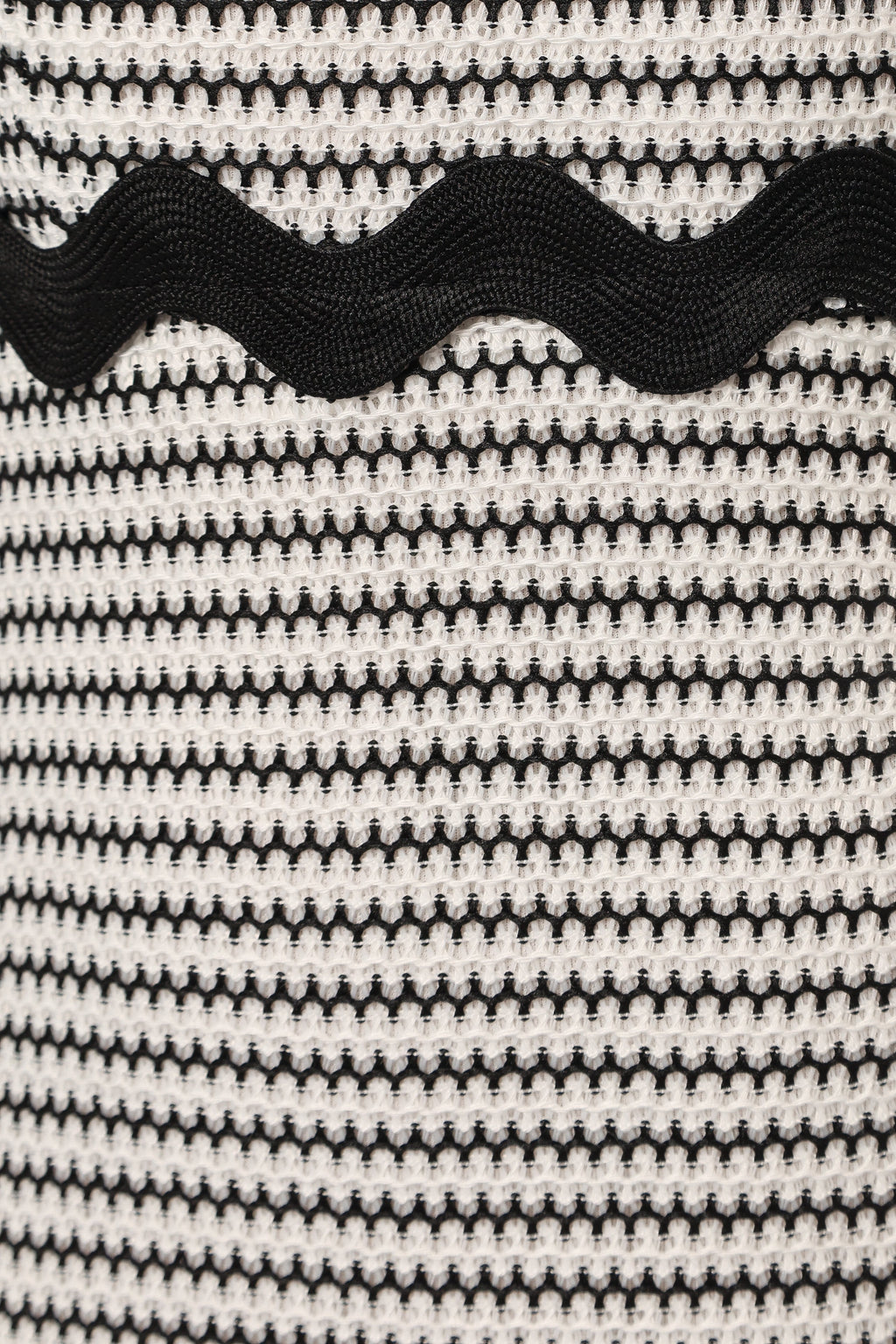 Savvy Midi Dress - Black/White